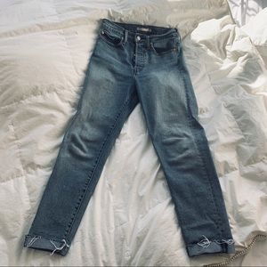 Levi’s Wedgie Fit Jeans